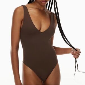 V NECK BODYSUIT